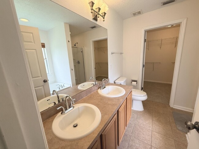 Building Photo - 436 Bostwick Cir
