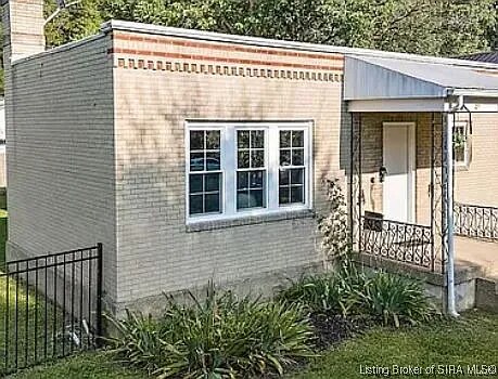 Primary Photo - 716 Walnut St
