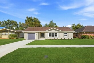 Building Photo - 3411 Wentworth St