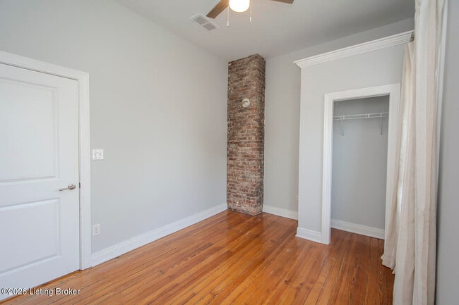 Building Photo - 1000 E Caldwell St