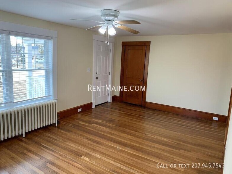 Building Photo - 54 Western Ave