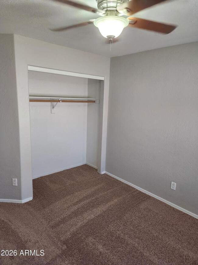 Building Photo - 8375 W Bluefield Ave