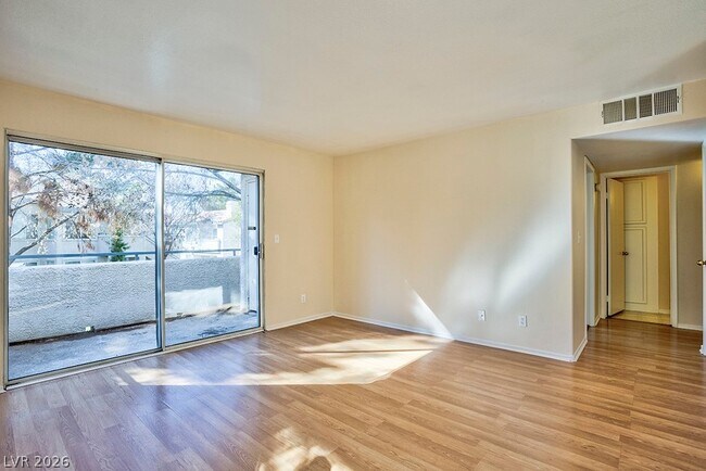Building Photo - 3035 Casey Dr