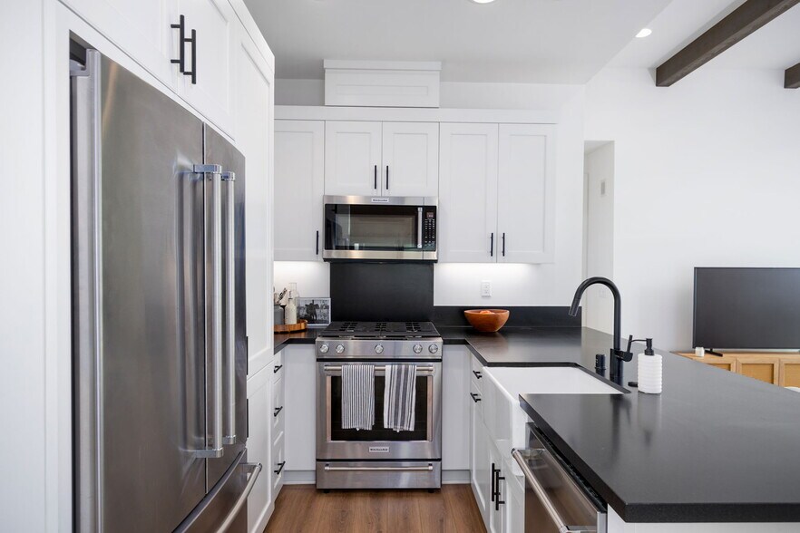 Building Photo - 1286 Molara Ln