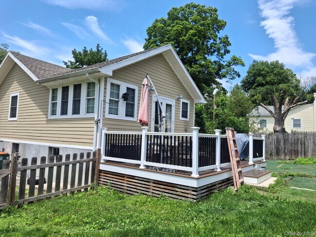 Building Photo - 1144 Peekskill Hollow Rd