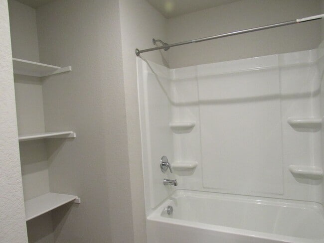 Building Photo - Contact Peggy at 501-676-1758