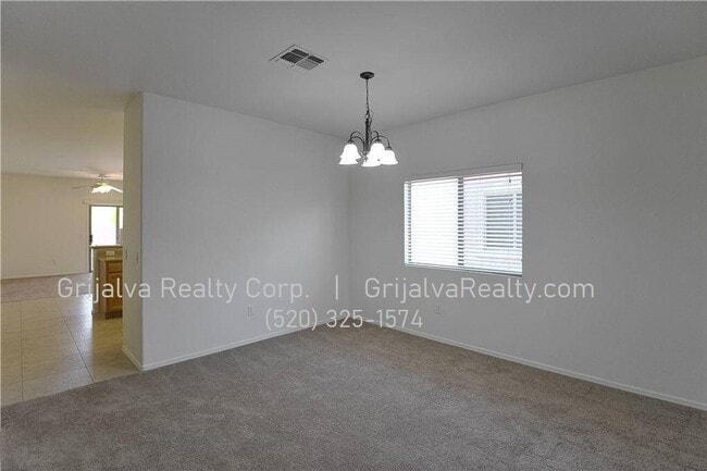 Building Photo - 3 Bedroom / 2 Bath House in Continental Re...