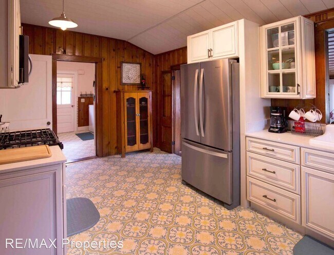Building Photo - 2 br, 1 bath House - 1228 Mississippi Street