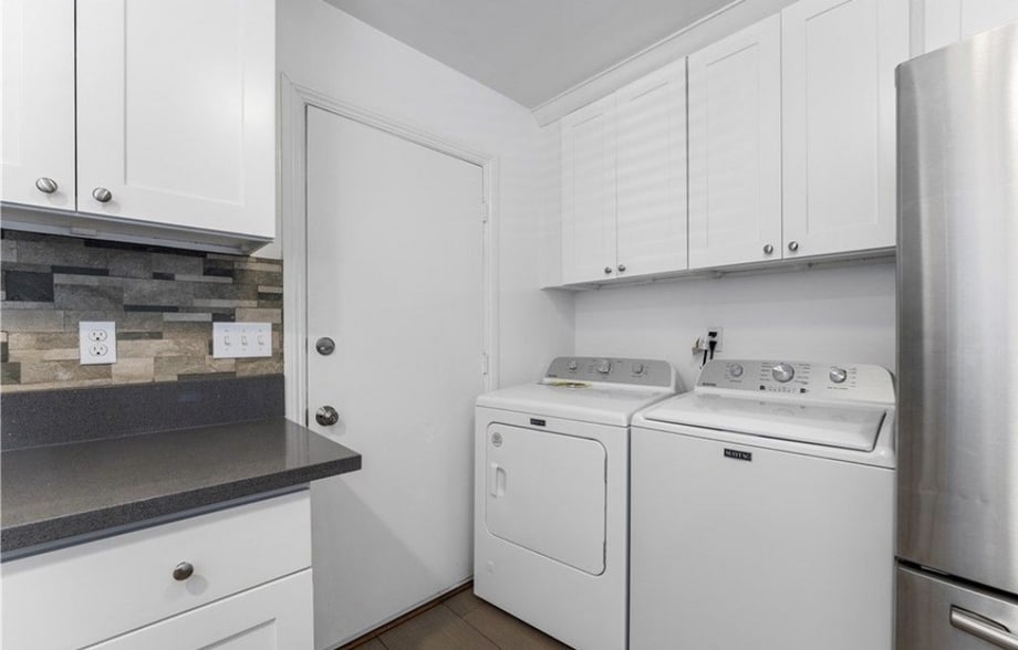 Building Photo - 1218 E Washington Blvd