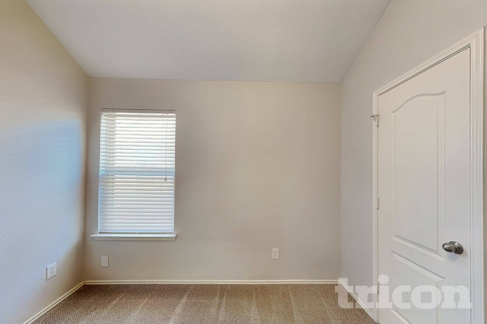 Building Photo - 304 Sardius Blvd