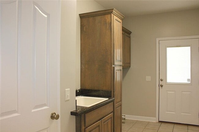 Building Photo - Cotton Creek Subdivision!