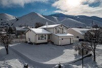 Building Photo - 1005 S 810 W