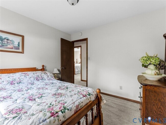 Building Photo - 2217 Mountain View Rd