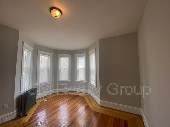 Building Photo - 34 Speedwell St
