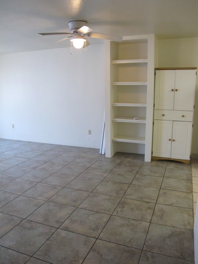 Building Photo - 1620 N Fremont Ave