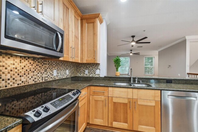 Building Photo - 3183 Bayshore Oaks Dr