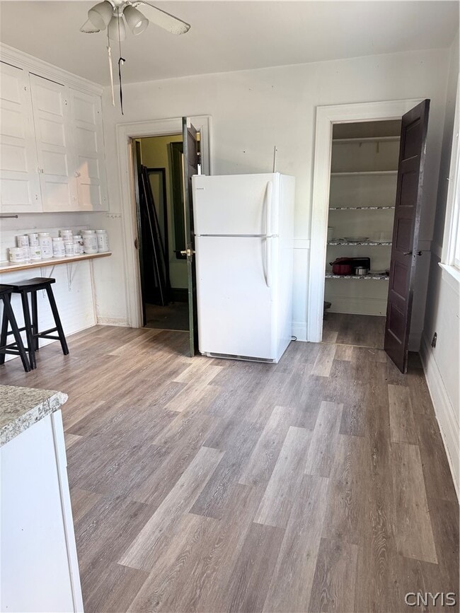 Building Photo - 2131 James St