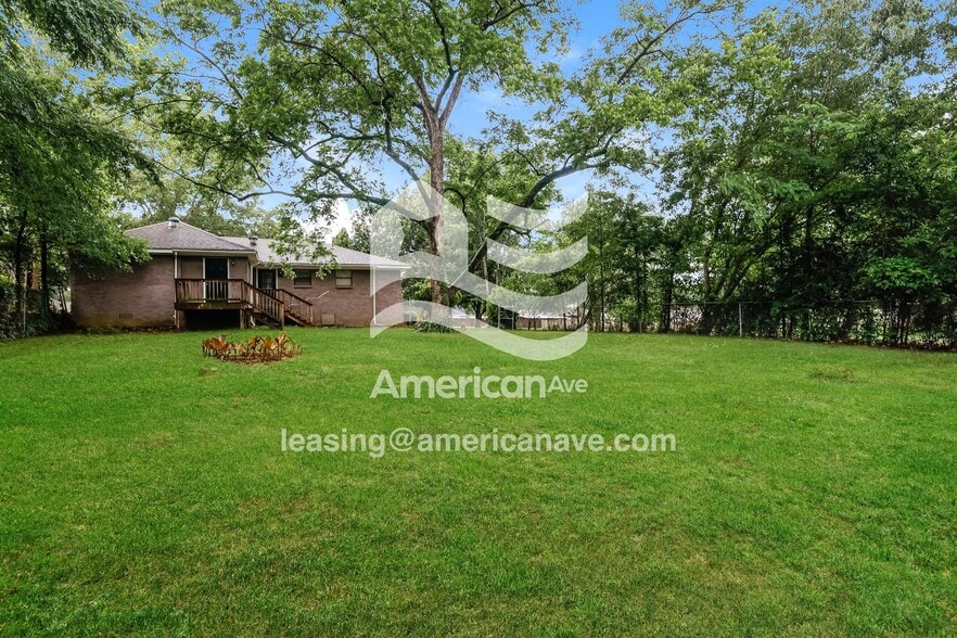 Building Photo - 475 Lowe Cir