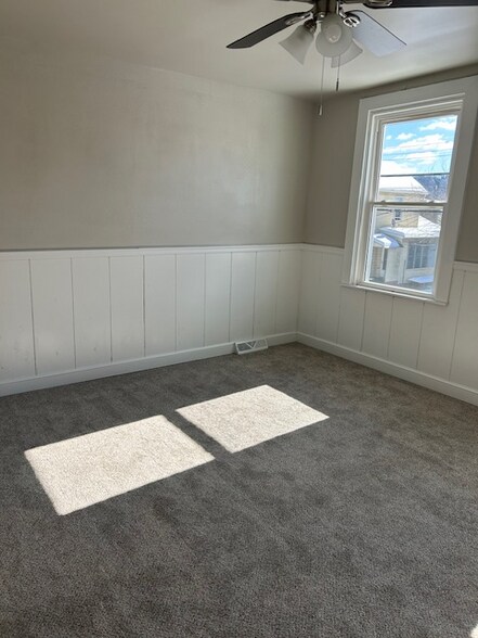 Building Photo - 1238 Church Ave