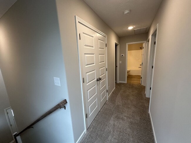 Building Photo - Brand New 3 Bed 2.5 Bath Townhome In Shelbyville