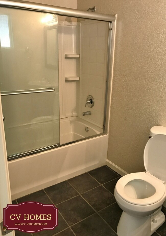Building Photo - APPLY FOR THIS BEAUTIFUL HOME TODAY! (Avai...