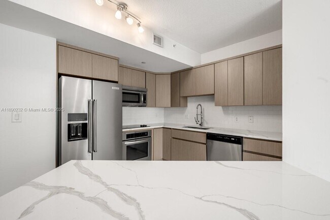 Building Photo - 510 NW 84th Ave