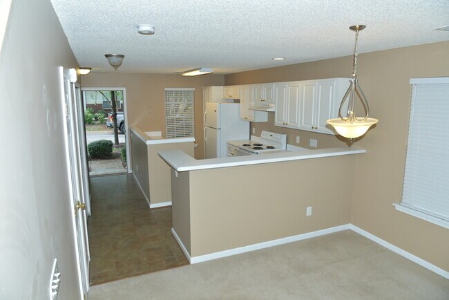 Building Photo - Charming 3BR Home in North Charlotte Near I-485 & Concord Mills
