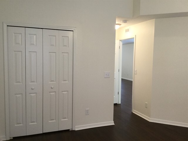 Building Photo - 7512 Oxford Garden Cir