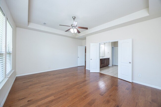 Building Photo - Elegant 5-Bedroom Home in Frisco ISD with ...