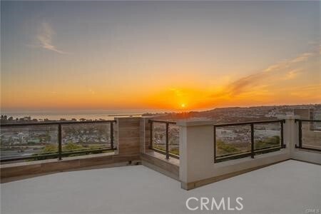 Building Photo - 26296 Paseo Sillin