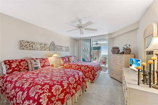 Building Photo - 6361 Pelican Bay Blvd