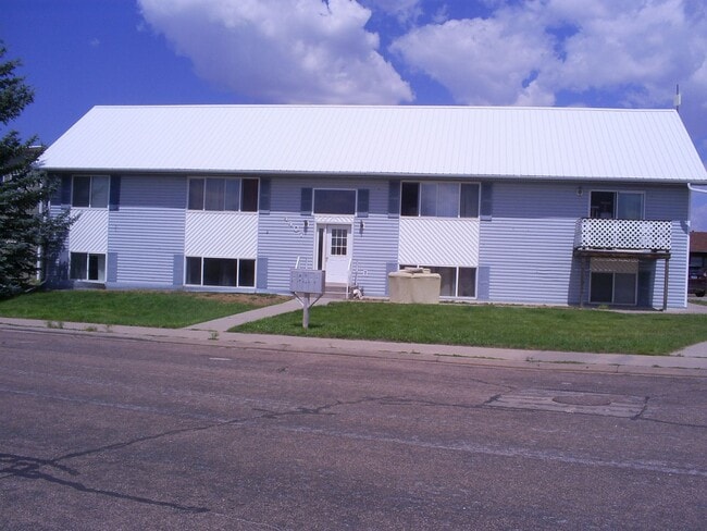 Primary Photo - 4407 E Crow Dr