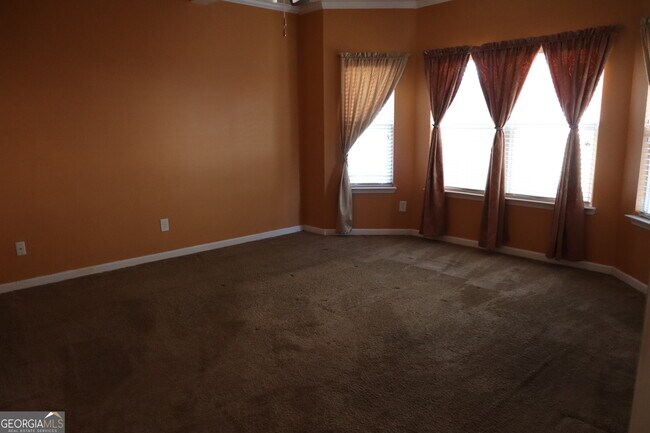 Building Photo - 131 Dustin Dr