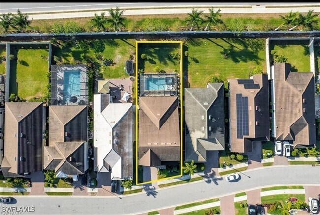 Building Photo - 3320 Pilot Cir