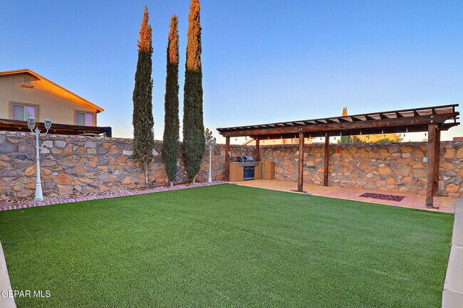 Building Photo - 14325 Pacific Point Dr