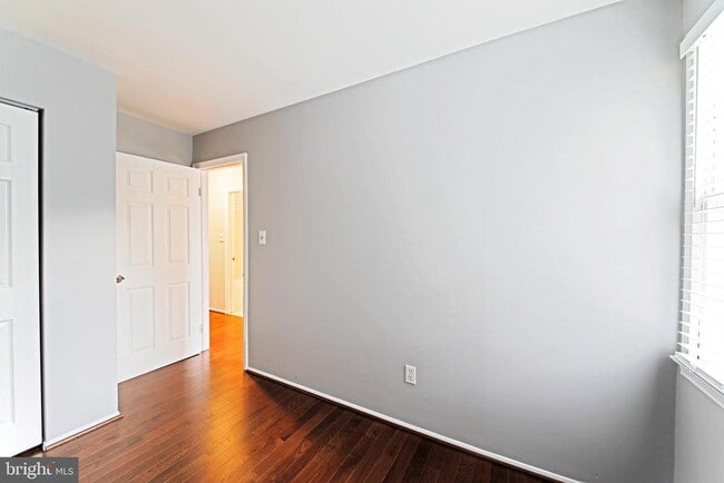 Building Photo - 3334 Webley Ct