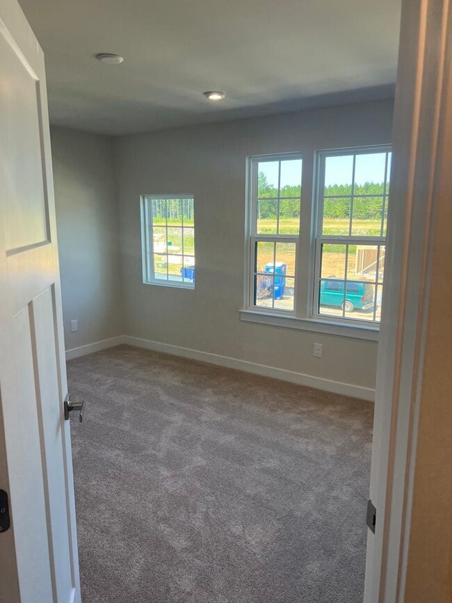 Building Photo - Elegant Home located in Union County with 5BR/4BA