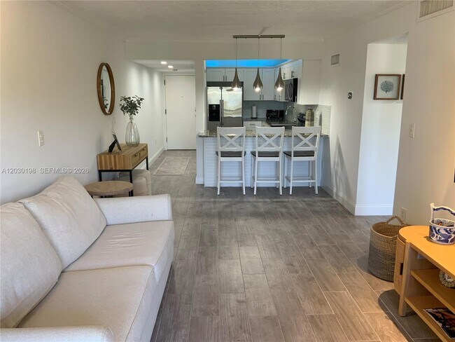 Building Photo - 6444 Collins Ave