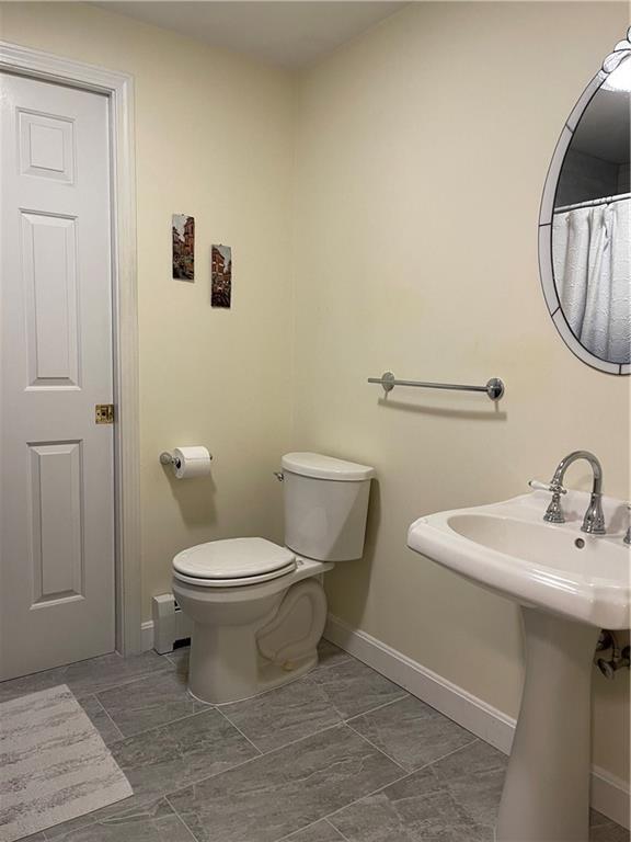 Building Photo - 29 Swan Ct