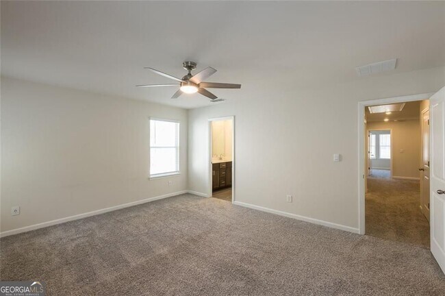 Building Photo - 345 Timberland Ave