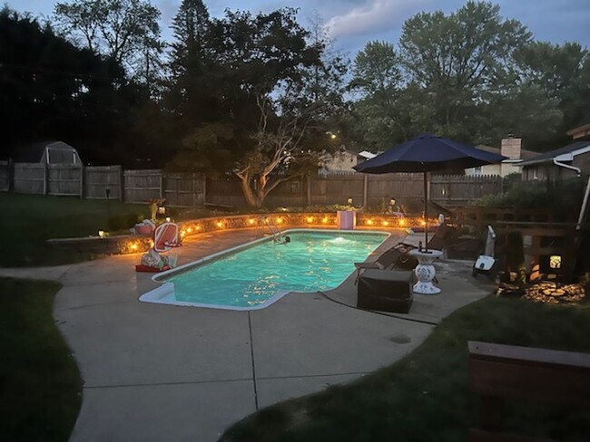 Building Photo - 2025 US Open Rental with Heated, In Ground...