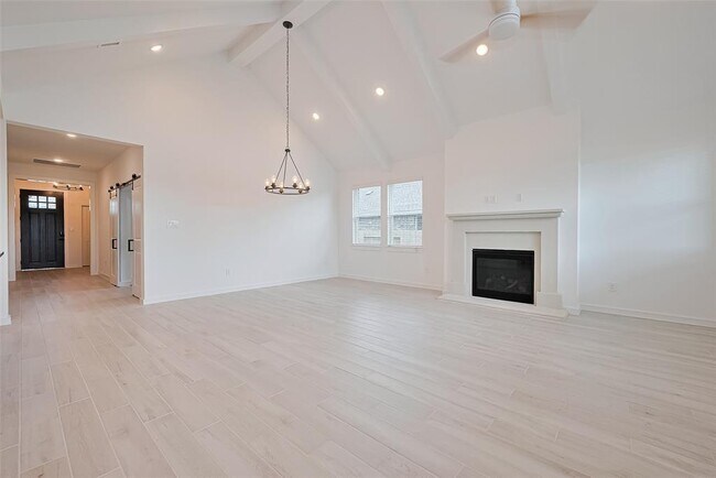Building Photo - 2627 Clapbread Ln