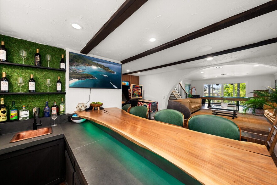Building Photo - 4781 Galendo St