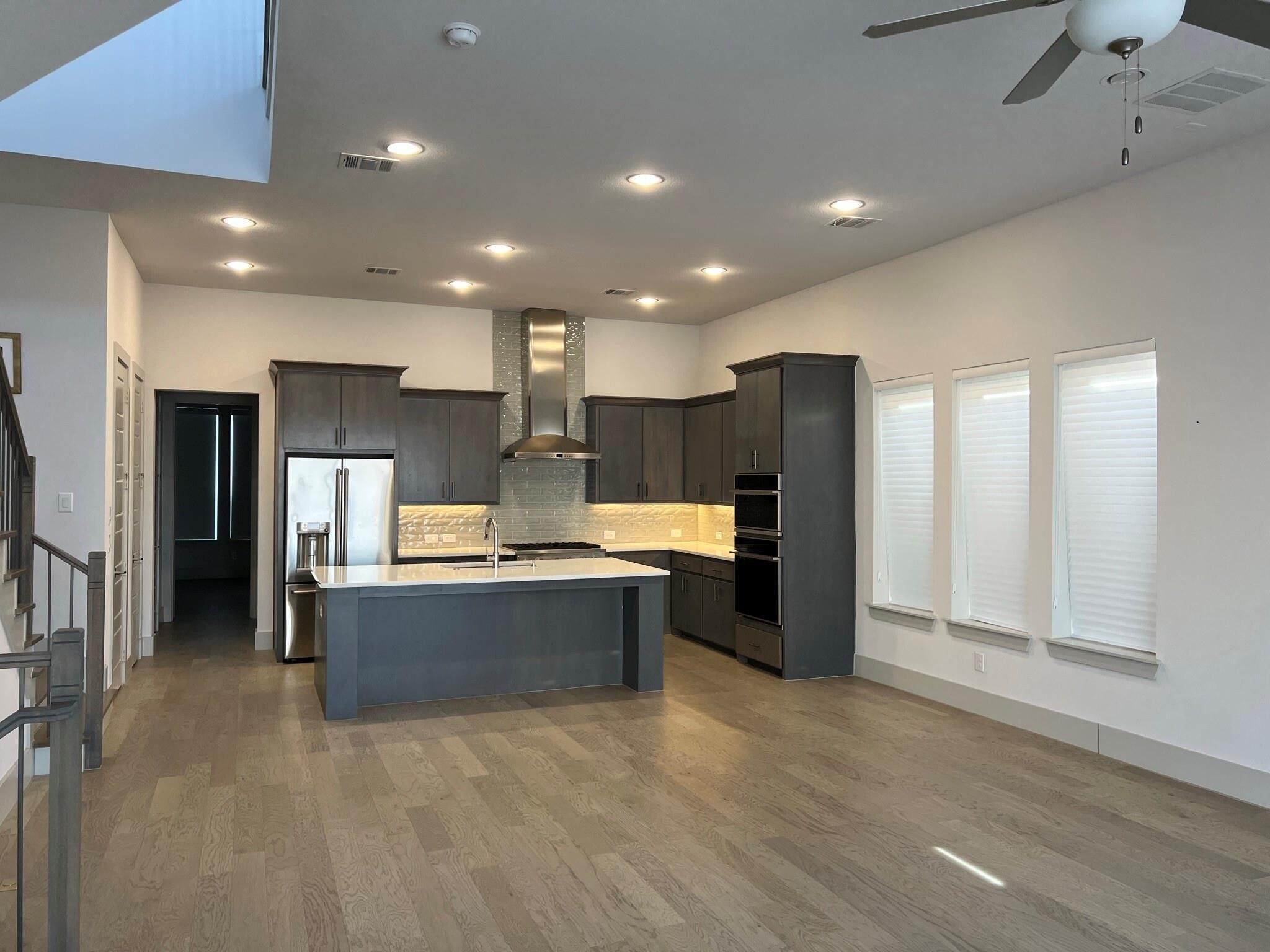 Building Photo - 7706 Element Ave
