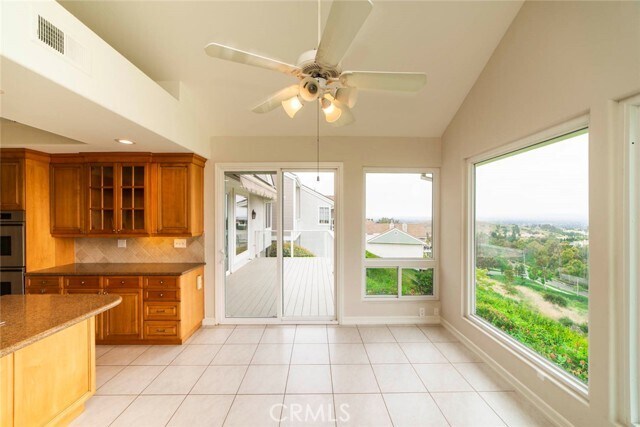 Building Photo - 20 Sirius