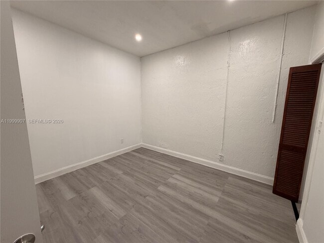 Building Photo - 2804 NW 7th Ct