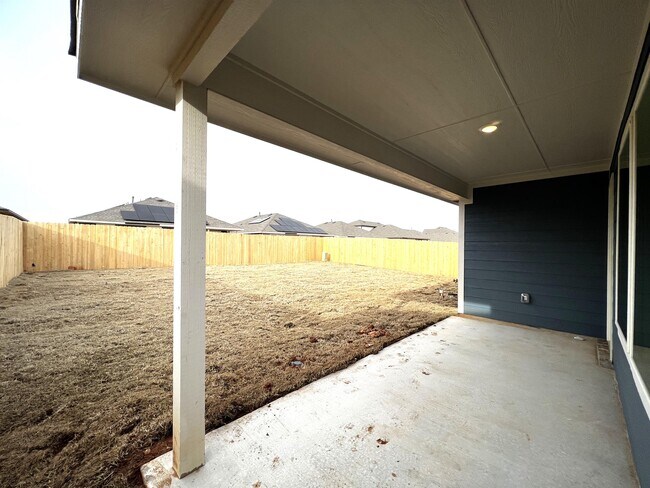 Building Photo - 2717 Dennis Drive