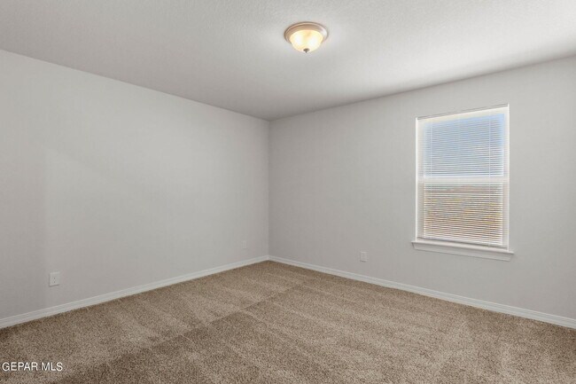 Building Photo - 14545 Faxon Yucca Ave