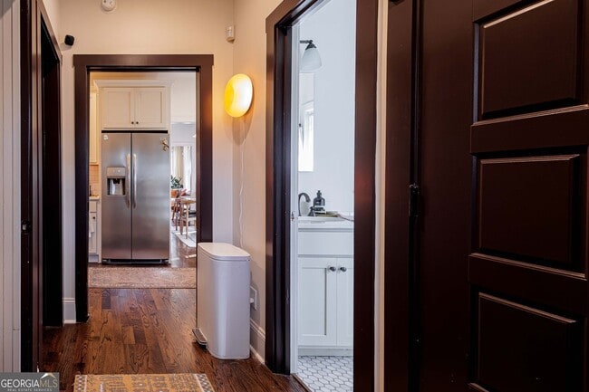 Building Photo - 1446 Metropolitan Ave SE