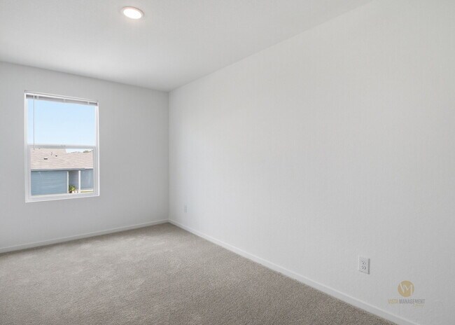 Building Photo - "Spacious 4-Bedroom Retreat with 2.5 Baths in Beautiful San Antonio!"